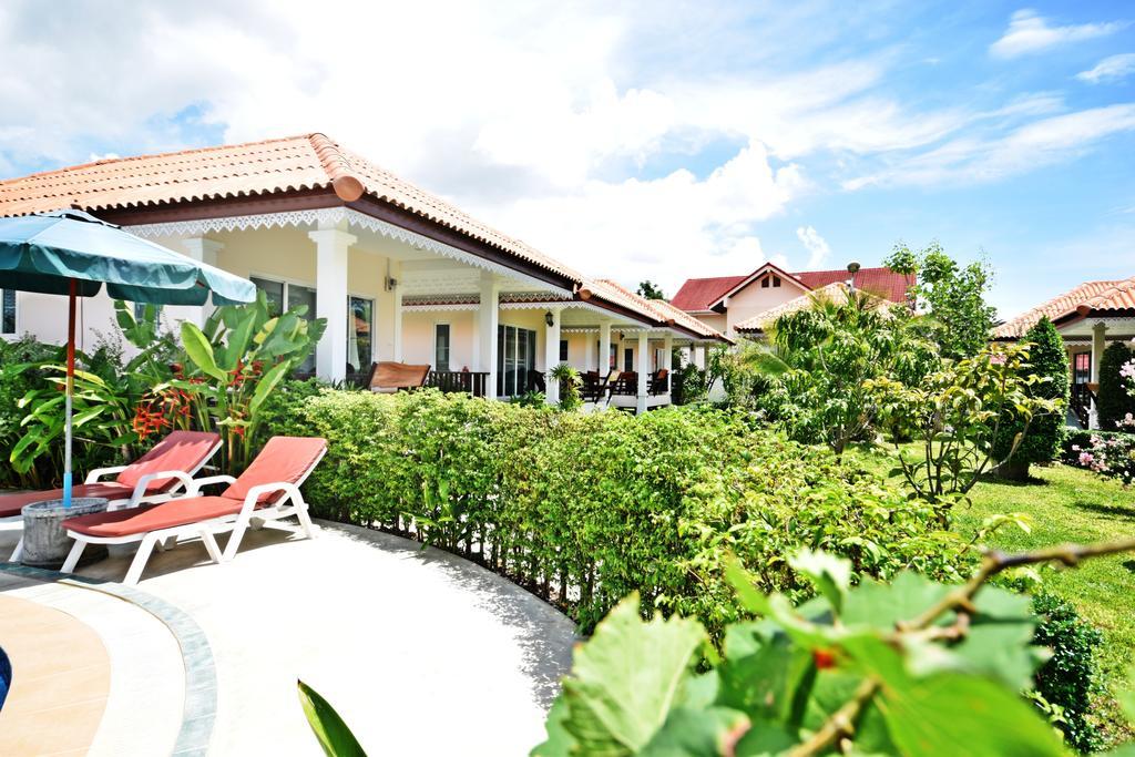 Baan Opun Garden Station touristique