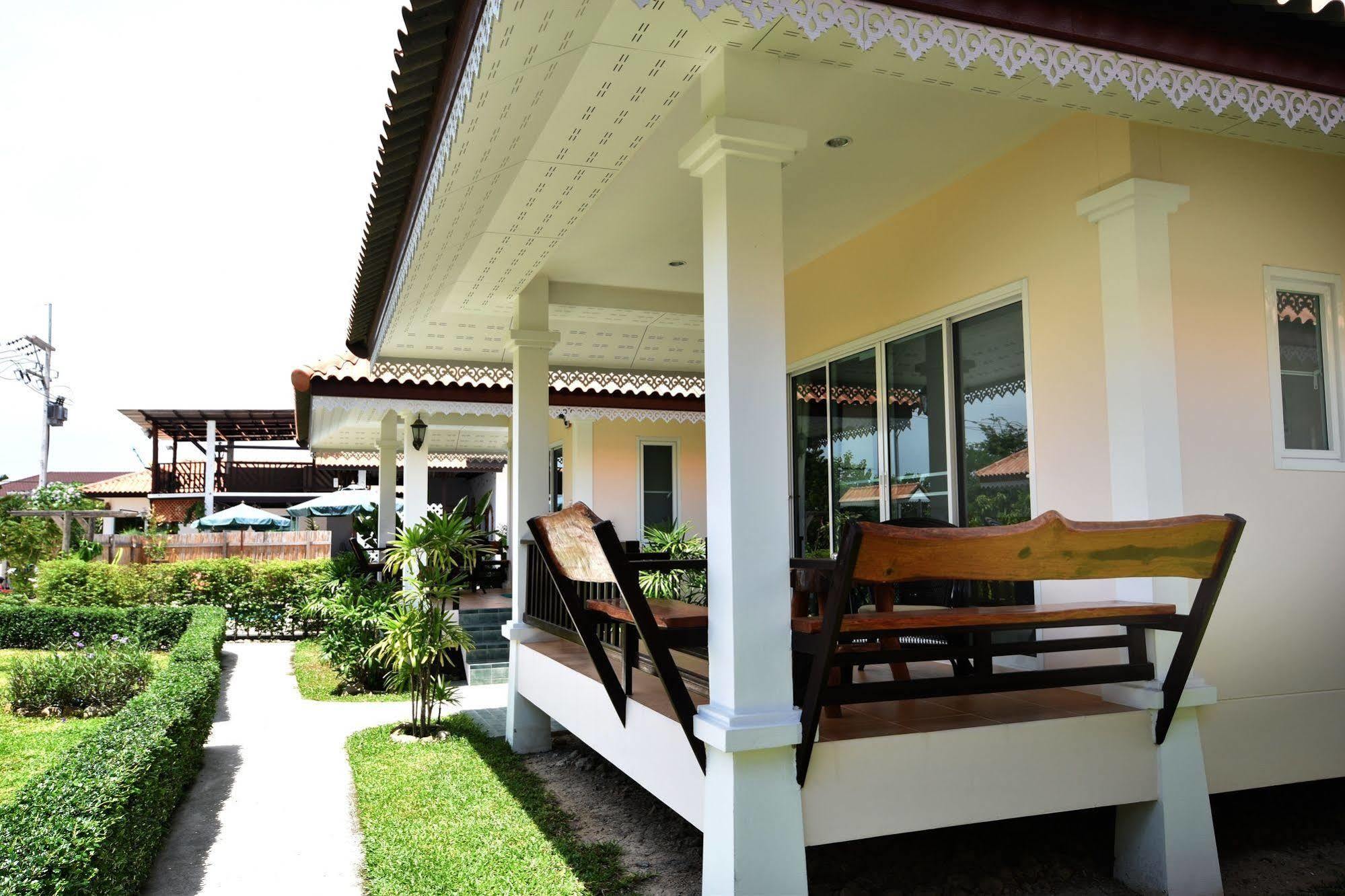 Resor Baan Opun Garden